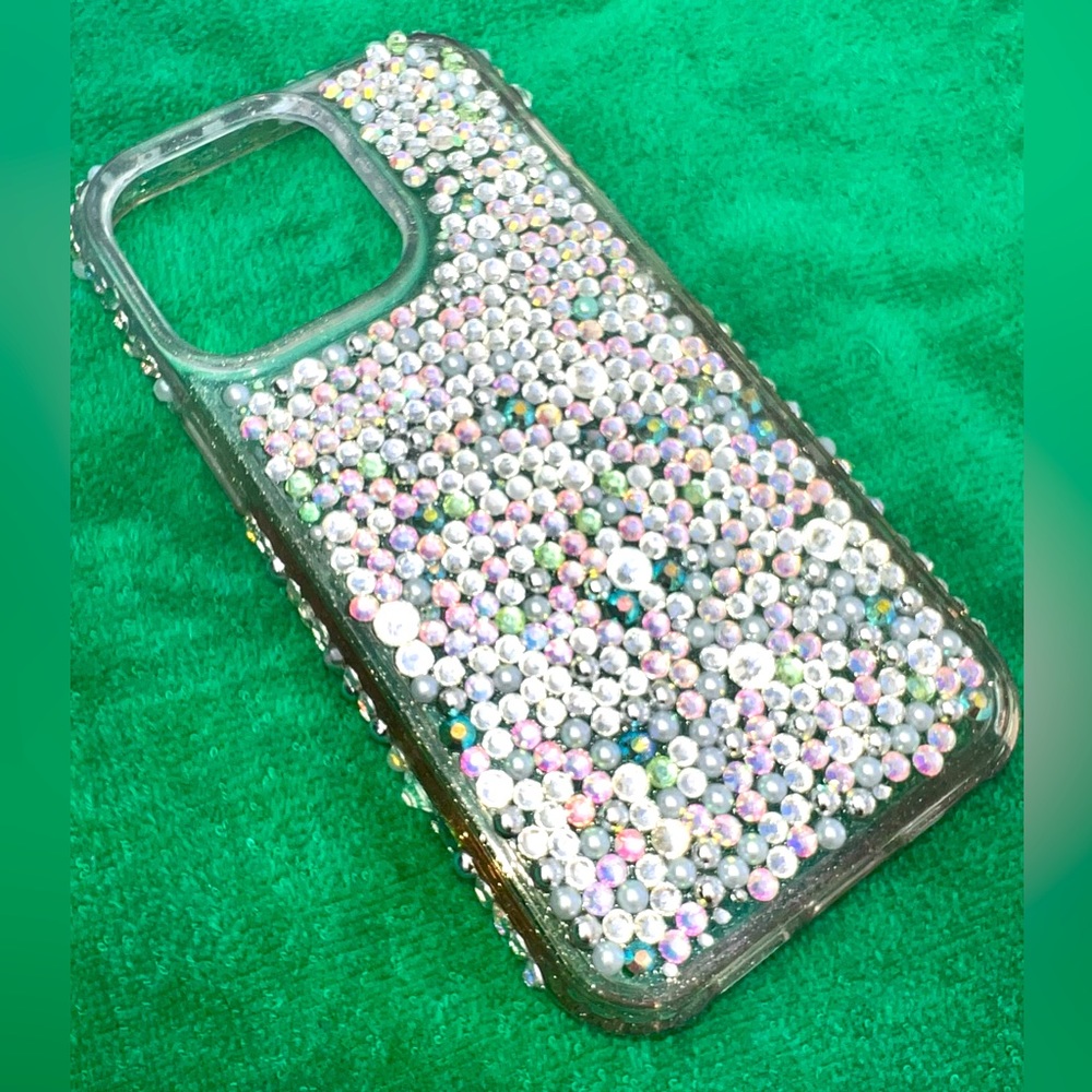 Handmade Bling Phone Cases & Ornaments. phone cases start @ $35. Ornaments @ $15